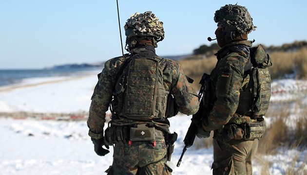 Almanya'da askeri yatırımlar arttı