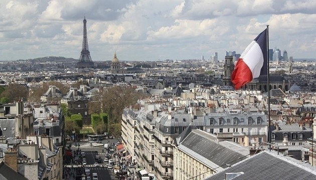 Fransız vekil Portes: İsrail'in Paris Büyükelçiliği kapatılsın!