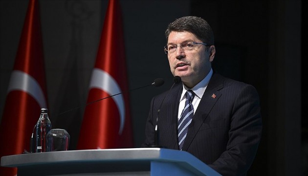 Bakan Tunç: Bu millet kimin cuntacı geleneğe sahip olduğunu çok iyi biliyor
