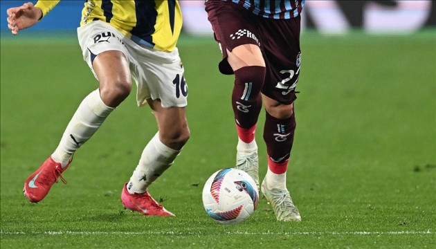 Derbide kırmızı kart!