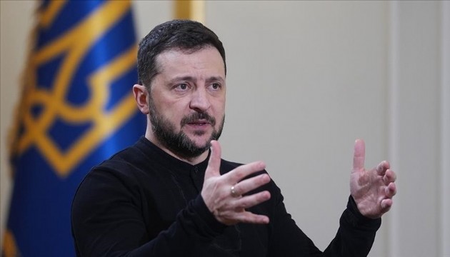Zelenski: Barışa giden her yolu değerlendiririz