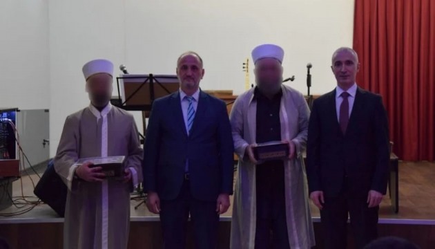 Cezaevinde hafız oldular