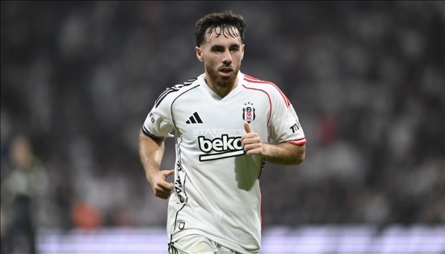 Orkun Kökçü zirveye yerleşti