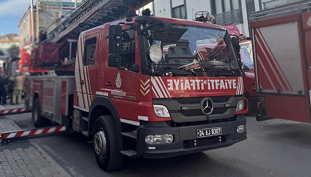 Apartmanda yangın: Ölü ve yaralılar var