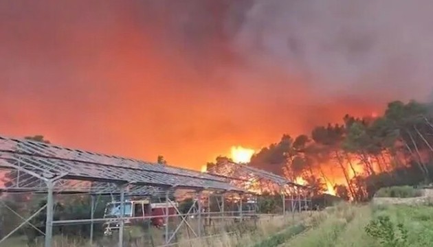 Fransa'da dev yangın