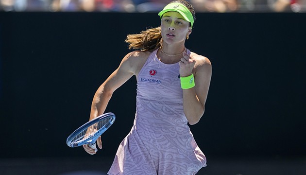 Zeynep Sönmez'den teşekkür