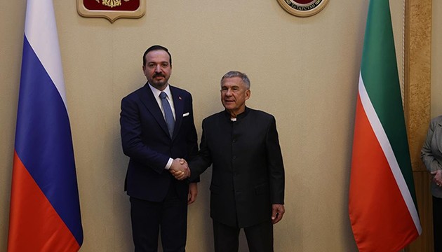 AK Partili Zorlu'dan dikkat çeken görüşme